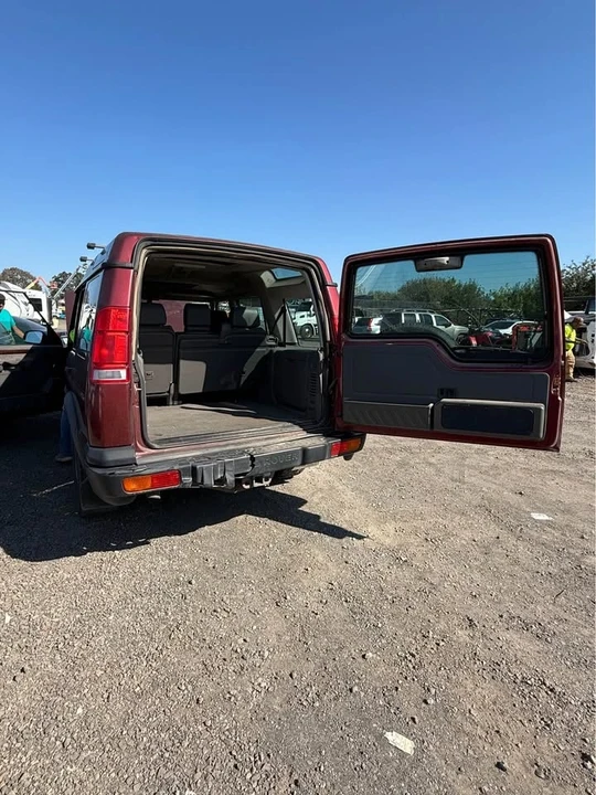 2002 Land Rover Discovery 2nd Gen - Image 3 of 9