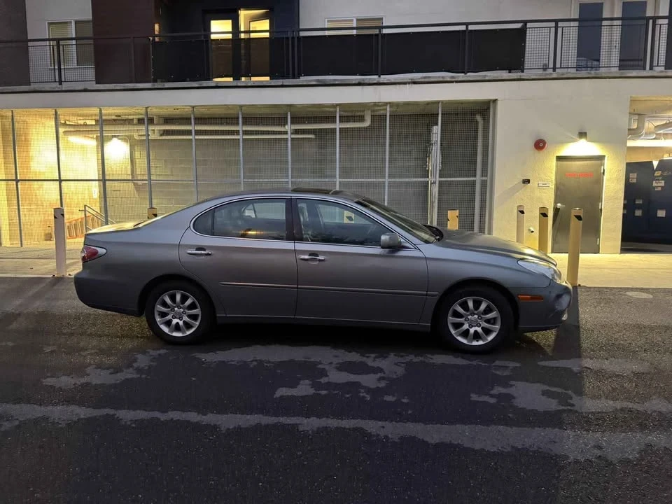2002 Lexus ES 4th Gen - Image 2 of 7