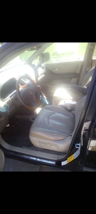 2002 Lexus CT - Image 2 of 6