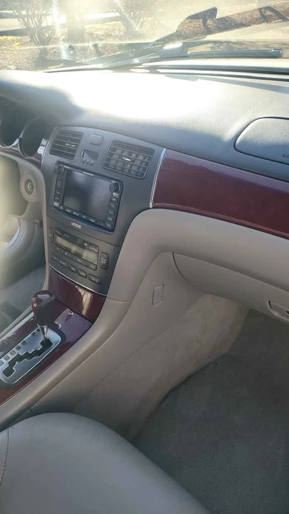2002 Lexus ES 3rd Gen - Image 15 of 16