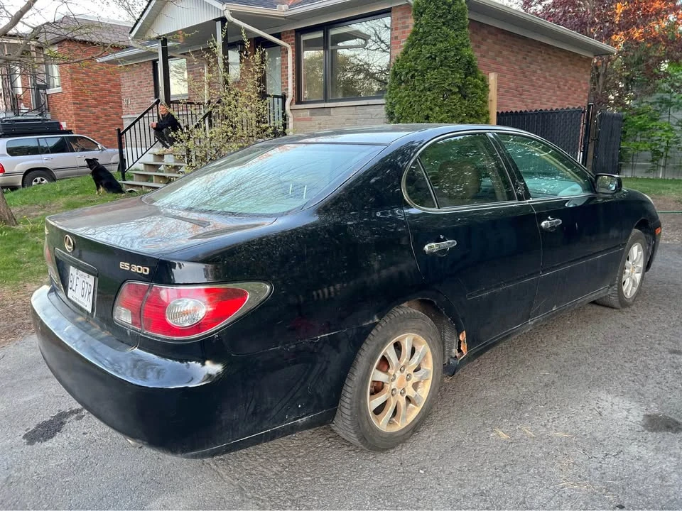 2002 Lexus ES 4th Gen - Image 4 of 10