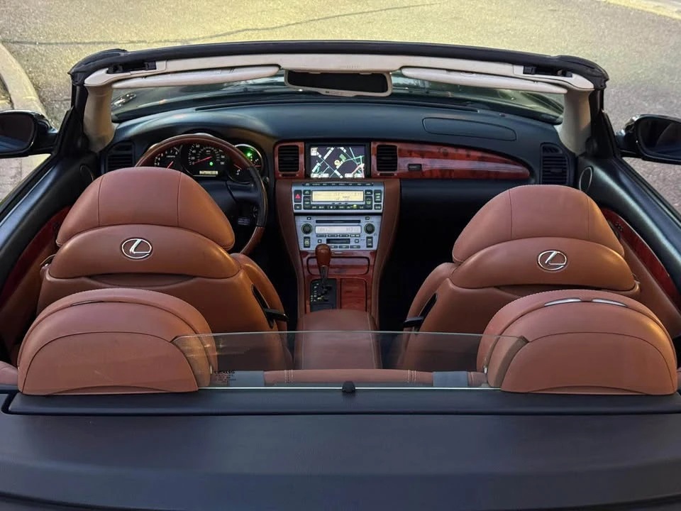 2002 Lexus ES 4th Gen - Image 3 of 10