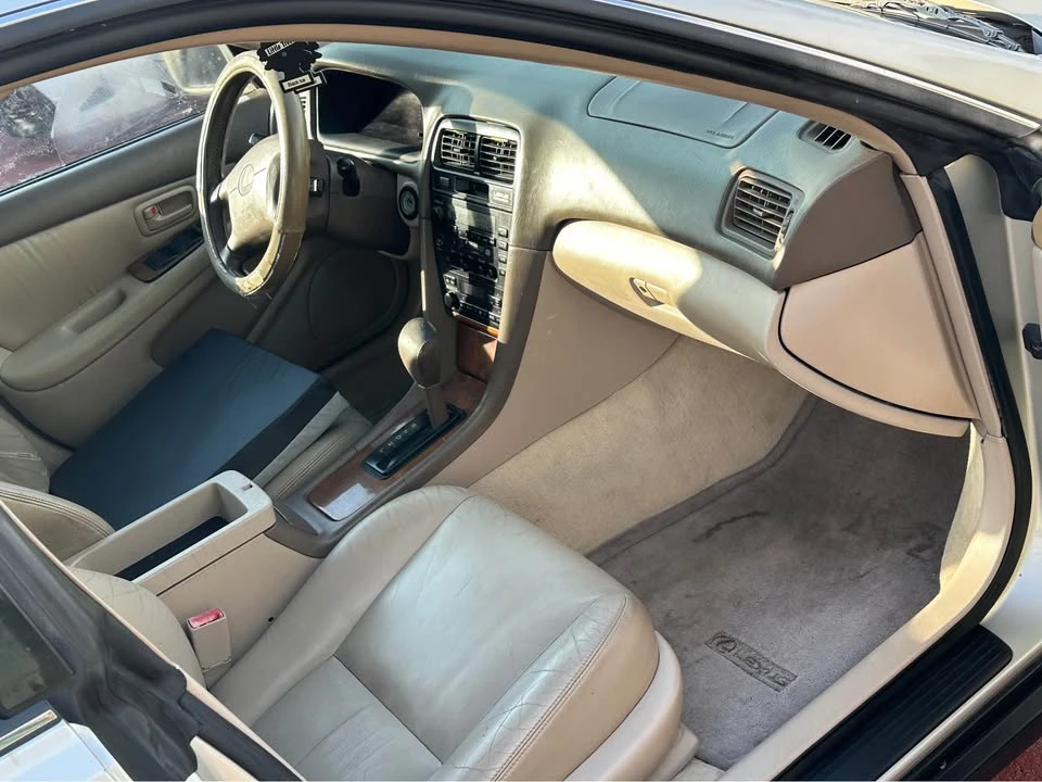 2002 Lexus ES 3rd Gen - Image 19 of 20