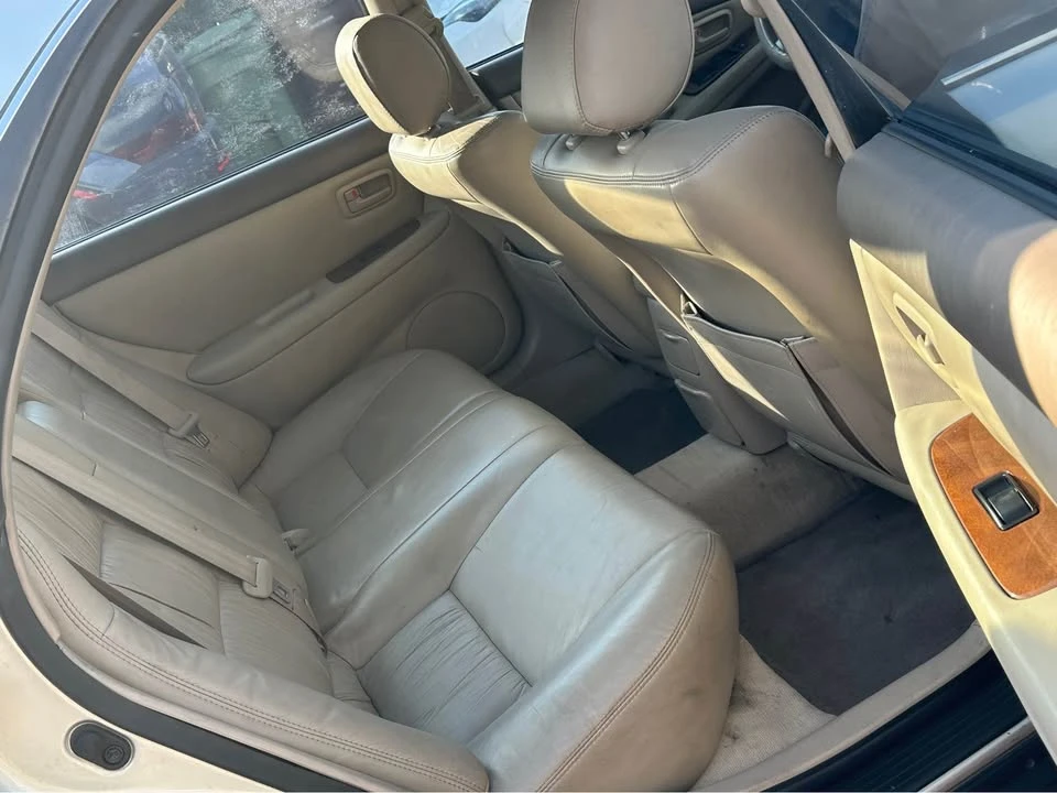 2002 Lexus ES 3rd Gen - Image 20 of 20
