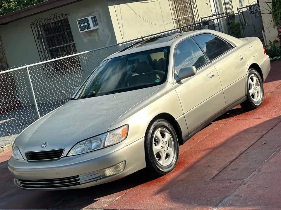 2002 Lexus ES 3rd Gen - Image 7 of 20