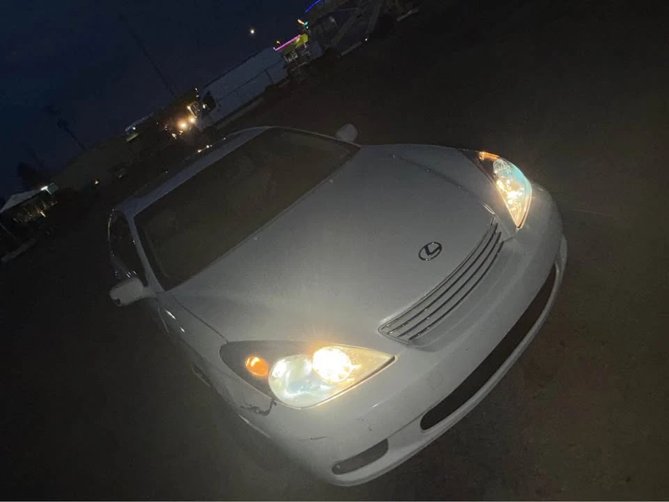 2002 Lexus ES 4th Gen - Image 6 of 9