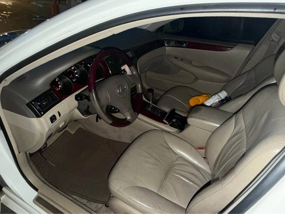 2002 Lexus ES 4th Gen - Image 9 of 9
