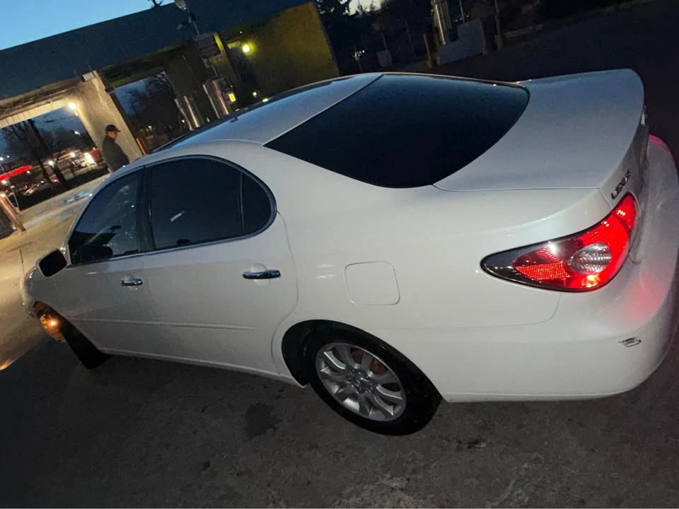 2002 Lexus ES 4th Gen - Image 4 of 9