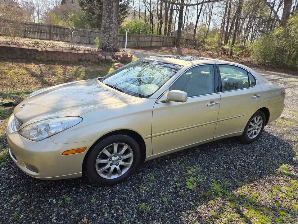 2002 Lexus ES 4th Gen - Image 2 of 7