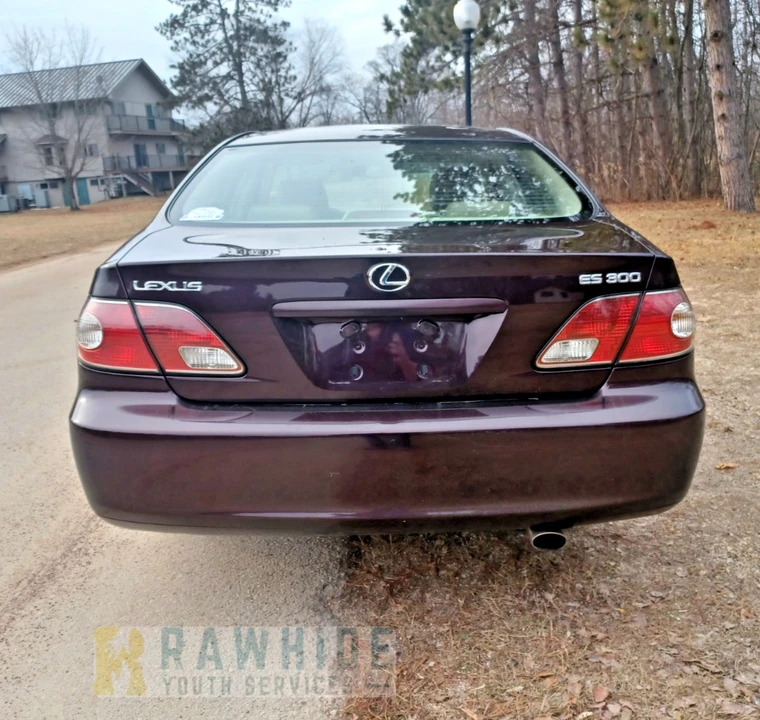 2002 Lexus ES 3rd Gen - Image 3 of 20