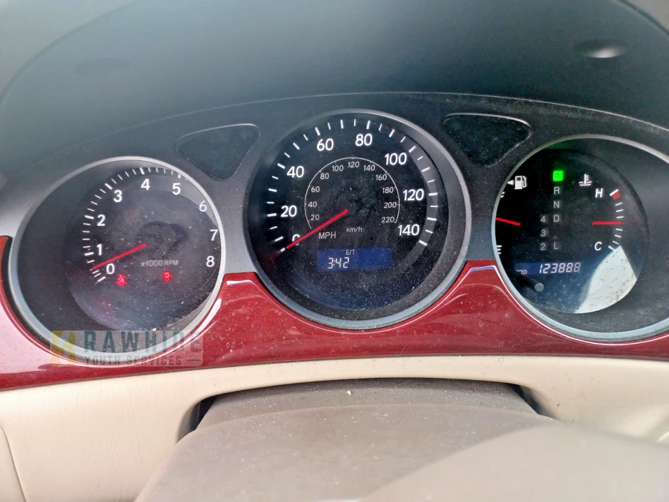2002 Lexus ES 3rd Gen - Image 10 of 20