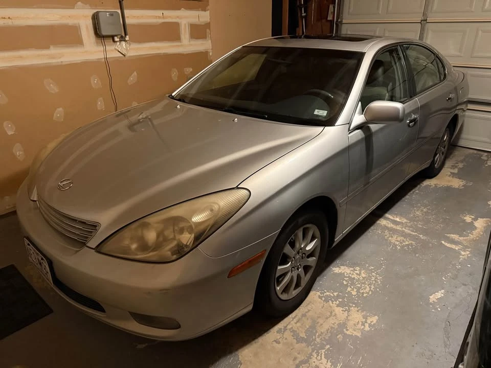 2002 Lexus ES 3rd Gen - Image 2 of 6