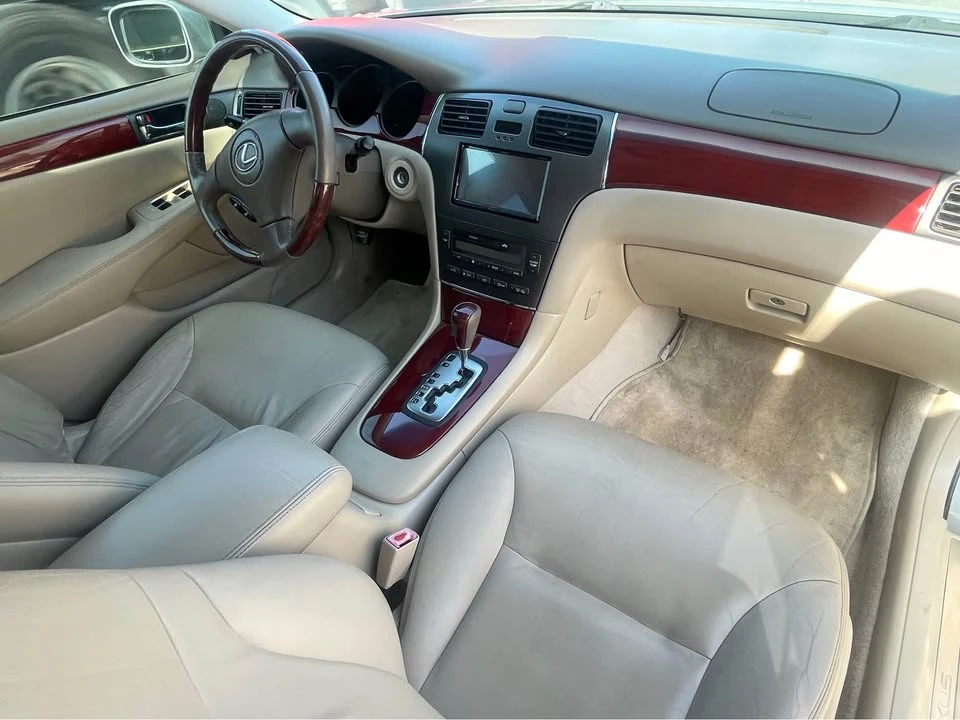 2002 Lexus ES 3rd Gen - Image 9 of 14