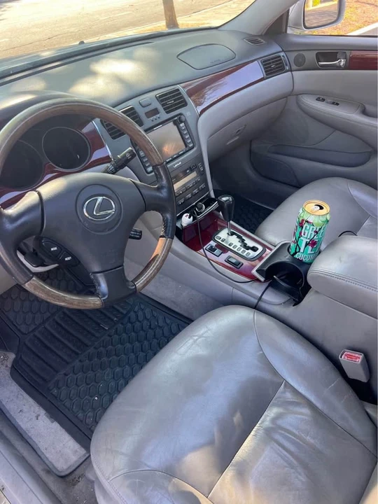 2002 Lexus ES 4th Gen - Image 3 of 11