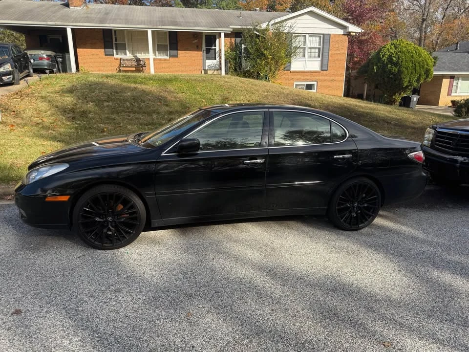 2002 Lexus ES 3rd Gen - Image 2 of 3