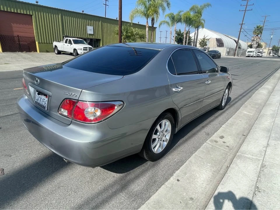 2002 Lexus ES 3rd Gen - Image 3 of 14