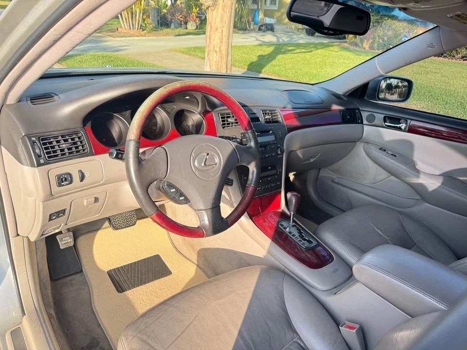 2002 Lexus ES 3rd Gen - Image 7 of 14