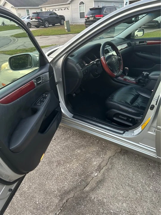 2002 Lexus ES 3rd Gen - Image 4 of 8