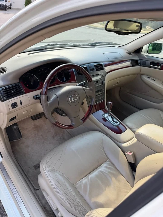 2002 Lexus ES 3rd Gen - Image 7 of 9