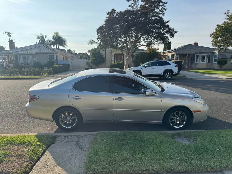 2002 Lexus ES 3rd Gen - Image 4 of 14