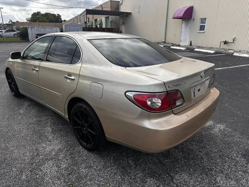 2002 Lexus ES 4th Gen - Image 6 of 12