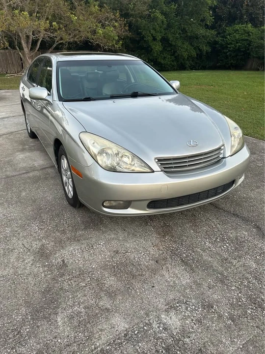 2002 Lexus ES 3rd Gen - Image 2 of 8