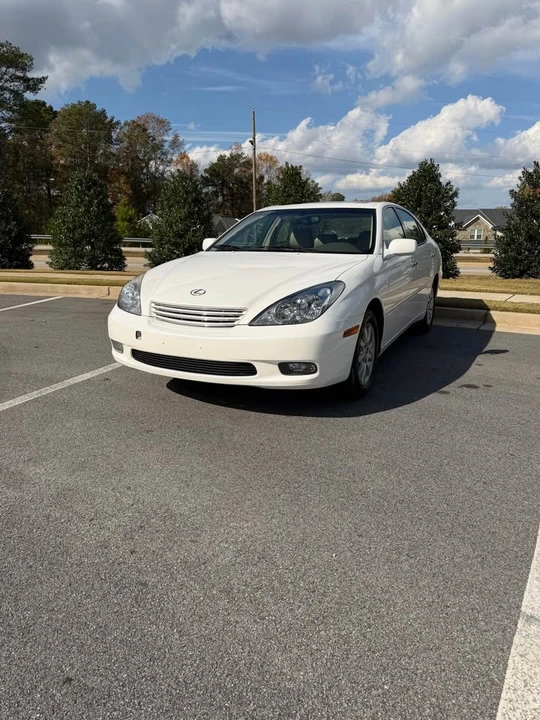 2002 Lexus ES 3rd Gen - Image 5 of 9