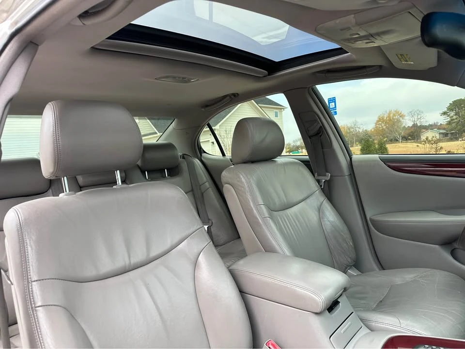 2002 Lexus ES 3rd Gen - Image 5 of 6