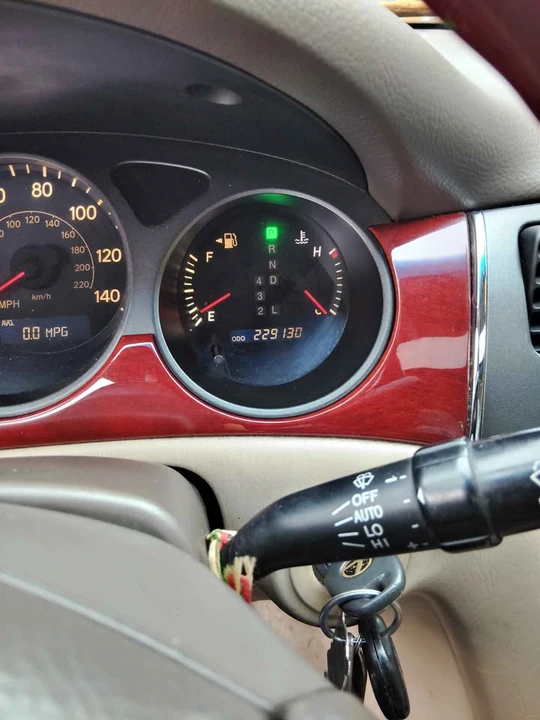 2002 Lexus ES 4th Gen - Image 2 of 13