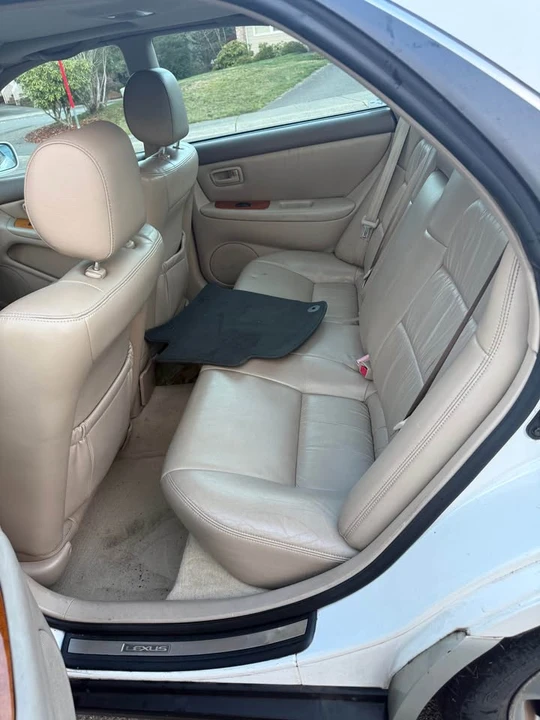 2002 Lexus ES 3rd Gen - Image 6 of 6