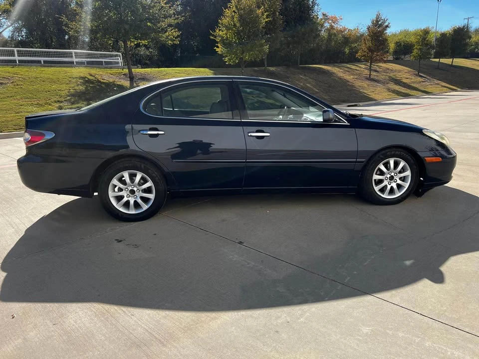 2002 Lexus ES 4th Gen - Image 4 of 19