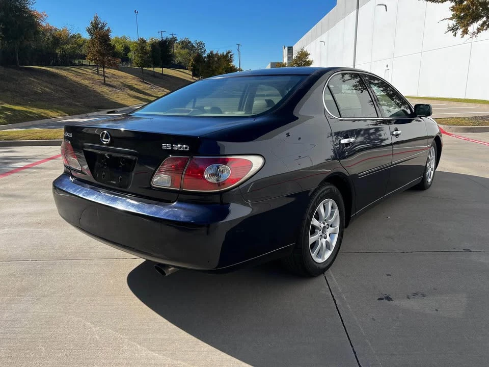 2002 Lexus ES 4th Gen - Image 5 of 19