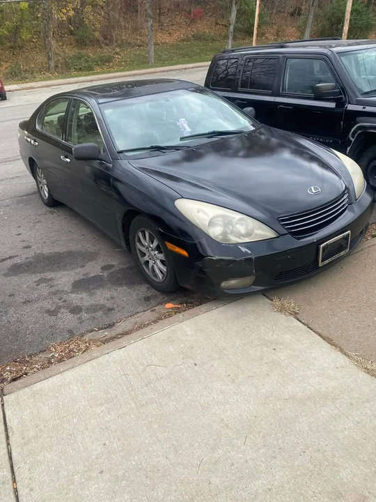 2002 Lexus ES 4th Gen - Image 2 of 6