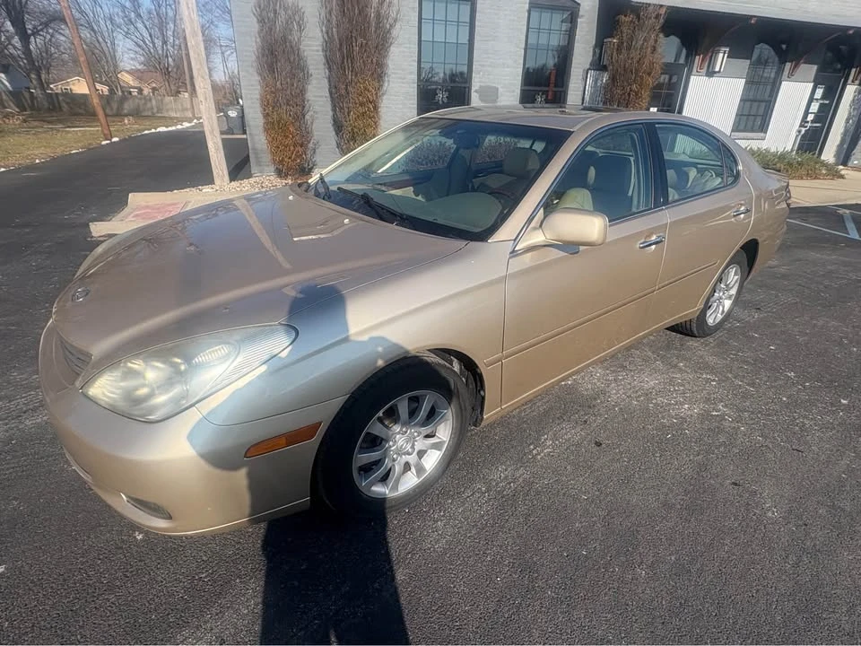 2002 Lexus ES 3rd Gen - Image 8 of 10