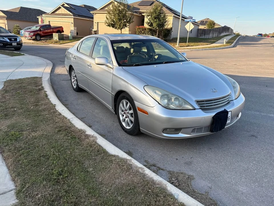 2002 Lexus ES 3rd Gen - Image 6 of 6