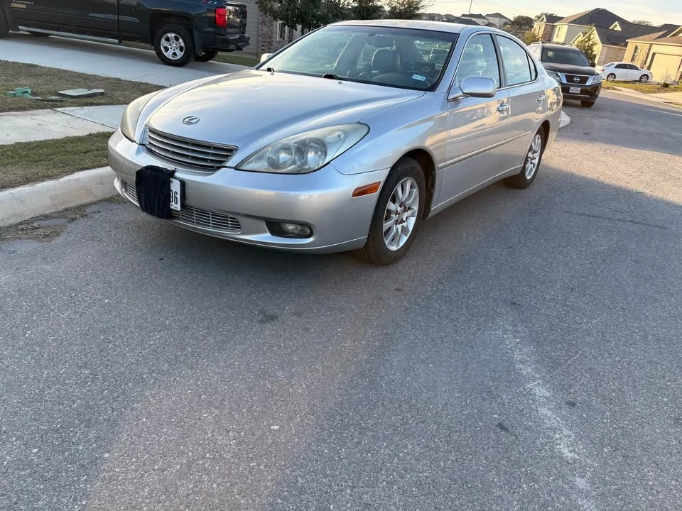 2002 Lexus ES 3rd Gen - Image 5 of 6