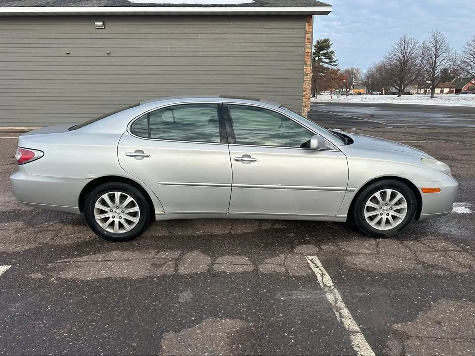 2002 Lexus ES 3rd Gen - Image 4 of 14