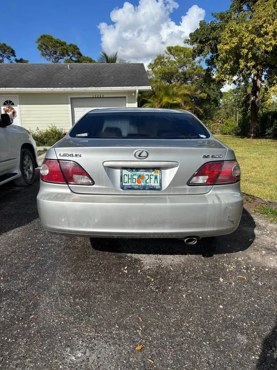 2002 Lexus ES 3rd Gen - Image 6 of 9