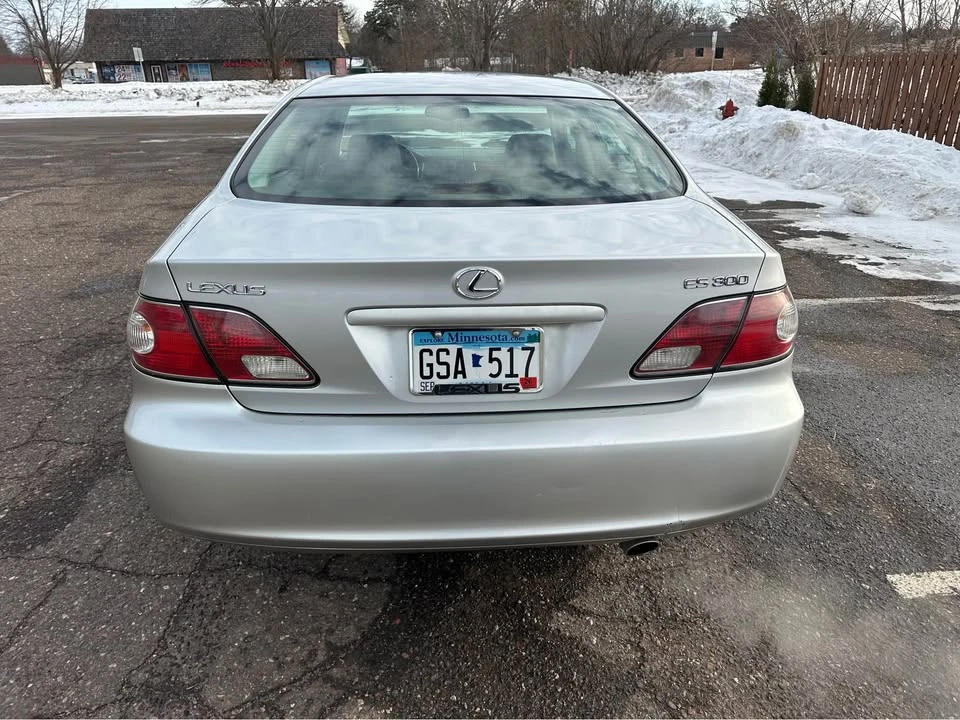 2002 Lexus ES 3rd Gen - Image 7 of 14