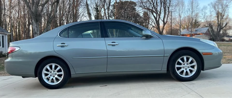 2002 Lexus ES 3rd Gen - Image 3 of 14