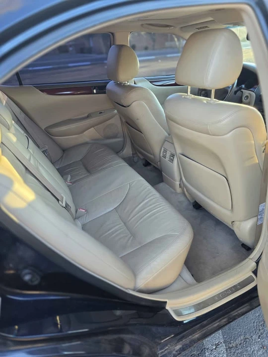 2002 Lexus ES 4th Gen - Image 7 of 12