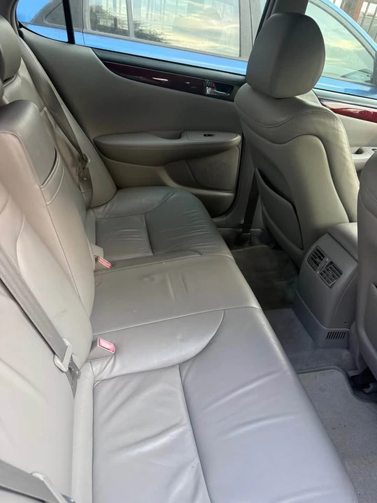 2002 Lexus ES 3rd Gen - Image 3 of 4
