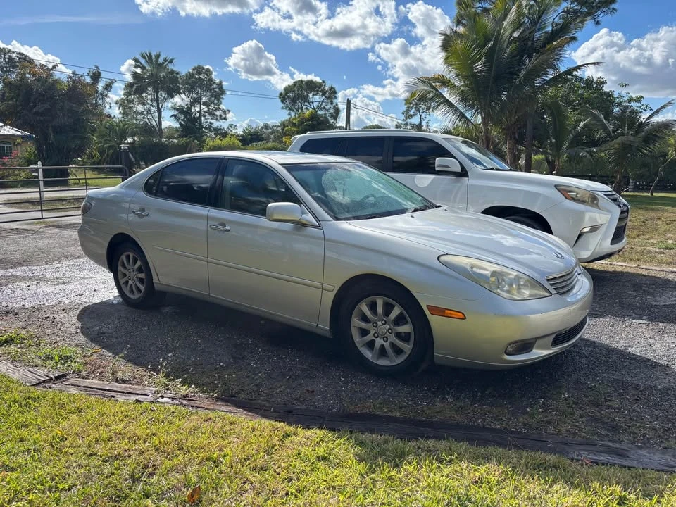 2002 Lexus ES 3rd Gen - Image 7 of 9
