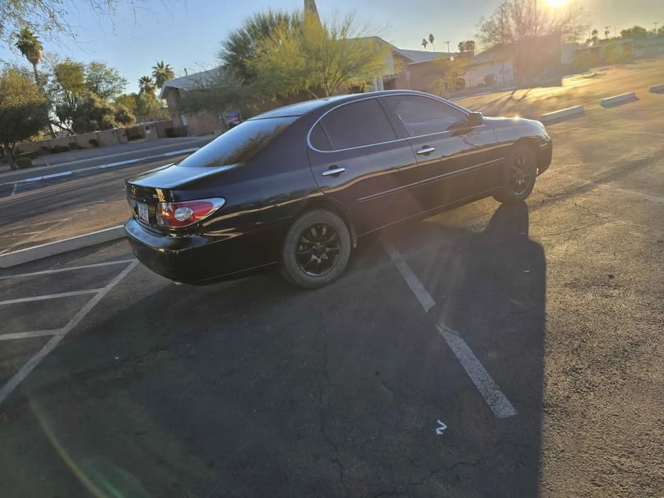 2002 Lexus ES 4th Gen - Image 3 of 12