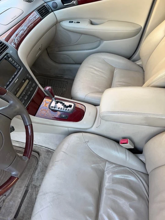 2002 Lexus ES 4th Gen - Image 7 of 7