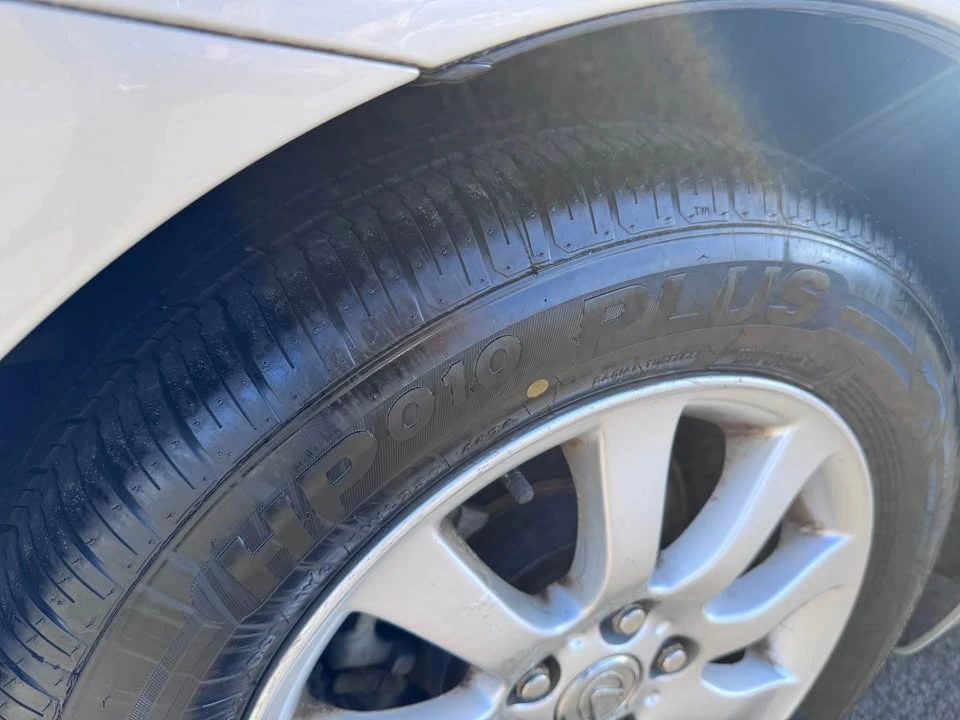 2002 Lexus ES 4th Gen - Image 2 of 12