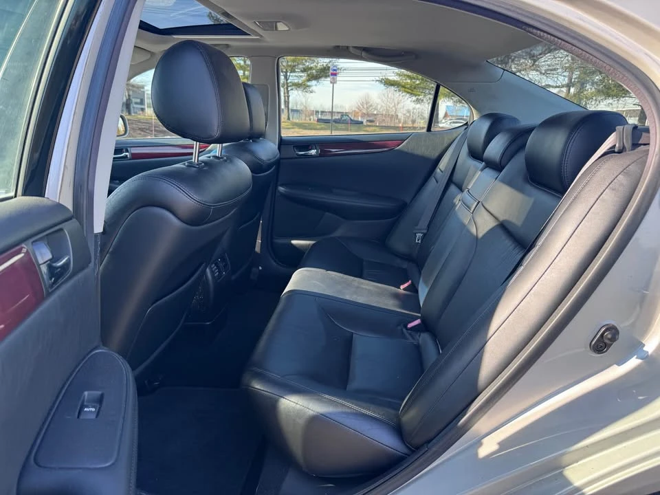 2002 Lexus ES 4th Gen - Image 5 of 12