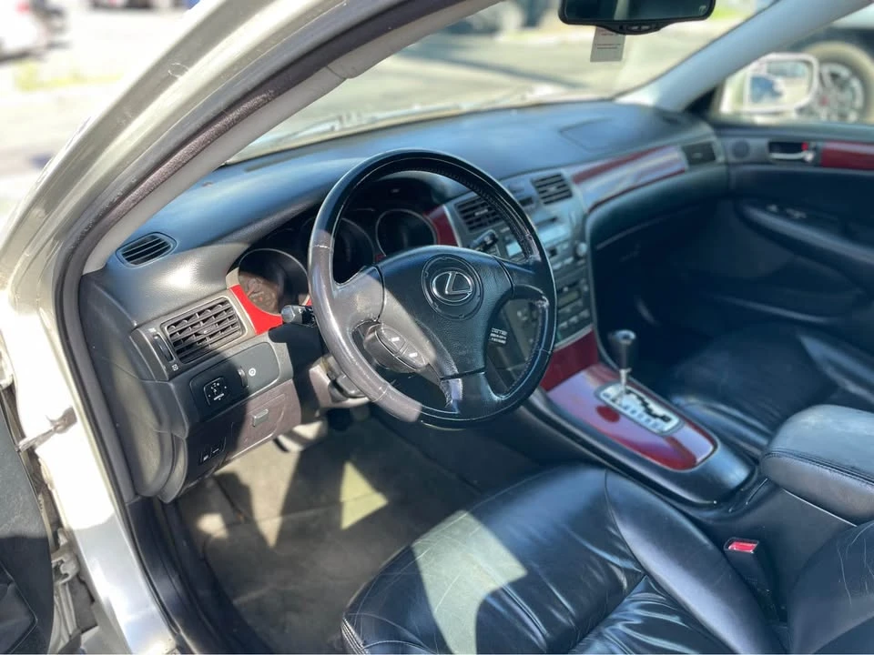 2002 Lexus ES 4th Gen - Image 6 of 10