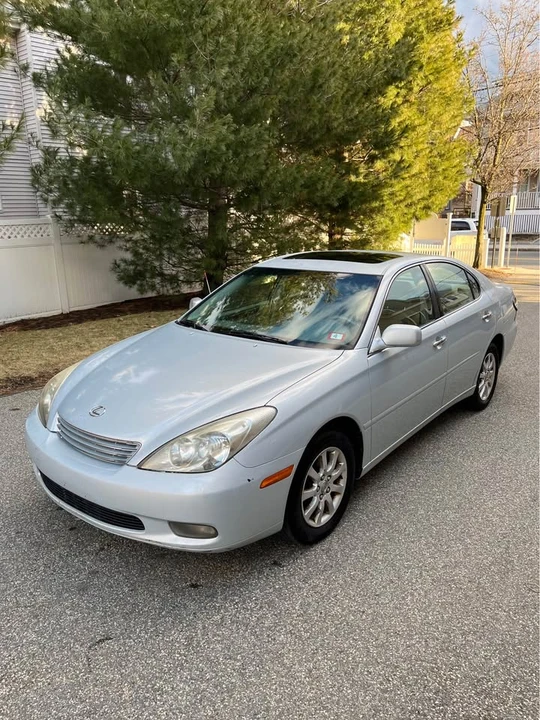 2002 Lexus ES 4th Gen - Image 15 of 15