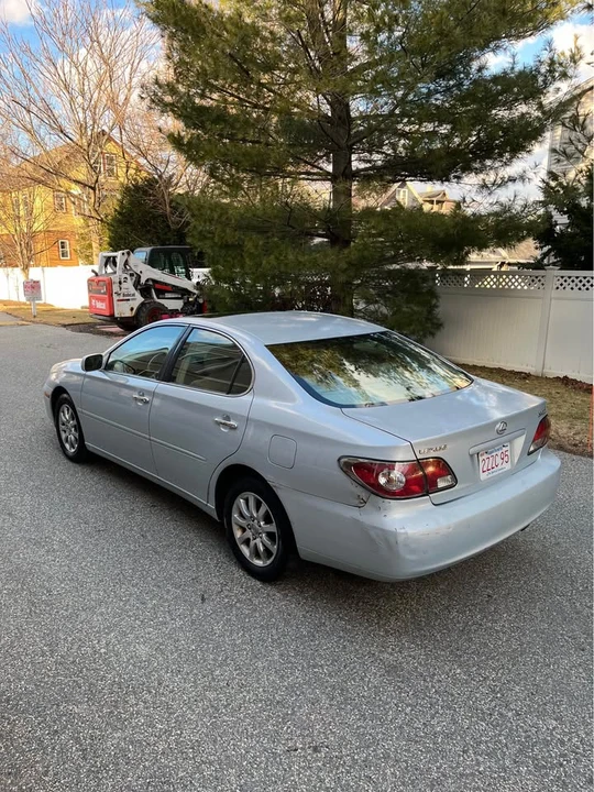 2002 Lexus ES 4th Gen - Image 5 of 15